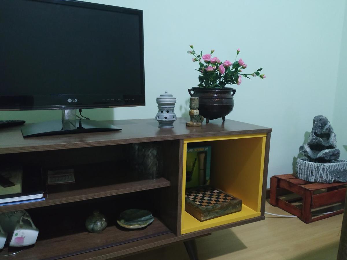 Apartamento Quarto E Sala Em Frente Ufv Com Wi-Fi E Garagem Vicosa  Ngoại thất bức ảnh